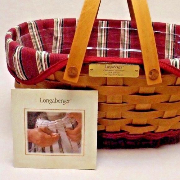 Longaberger 2004 Christmas Collection Red Get Together Basket w/ Liner Protector - Picture 2 of 15